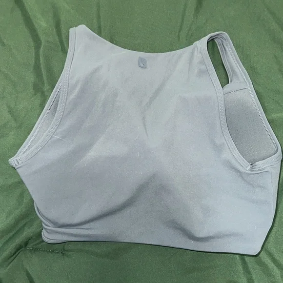 L Buffbunny Twist Curve Bra - Picture 2 of 3